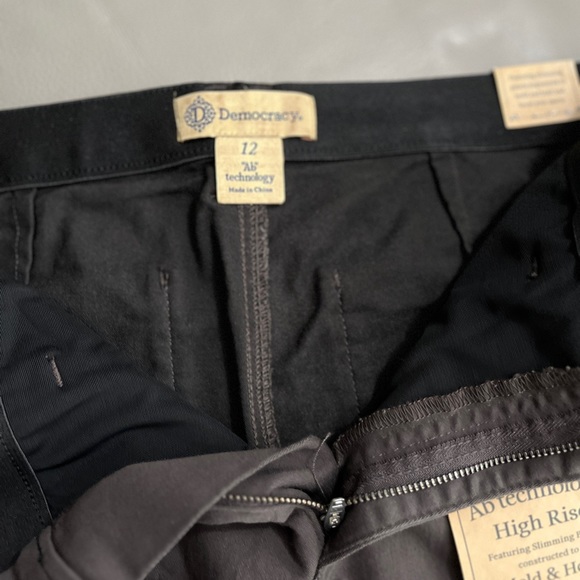 NWT - Democracy Women’s Jeans “Ab” Technology High Rise Mold & Hold - Size 12 - Picture 4 of 7